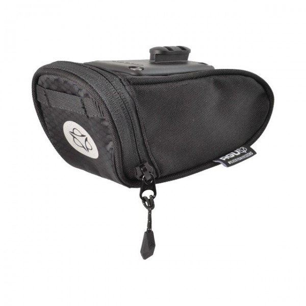 AGU Essentials Saddlebag Medium Klickfix schwarz